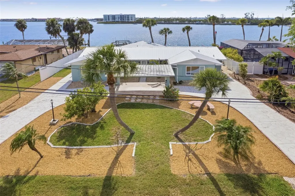1424 Lemon Bay Drive Englewood FL 34223