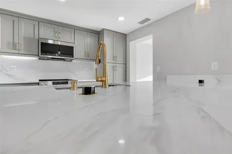 1424 Lemon Bay Drive Englewood FL 34223
