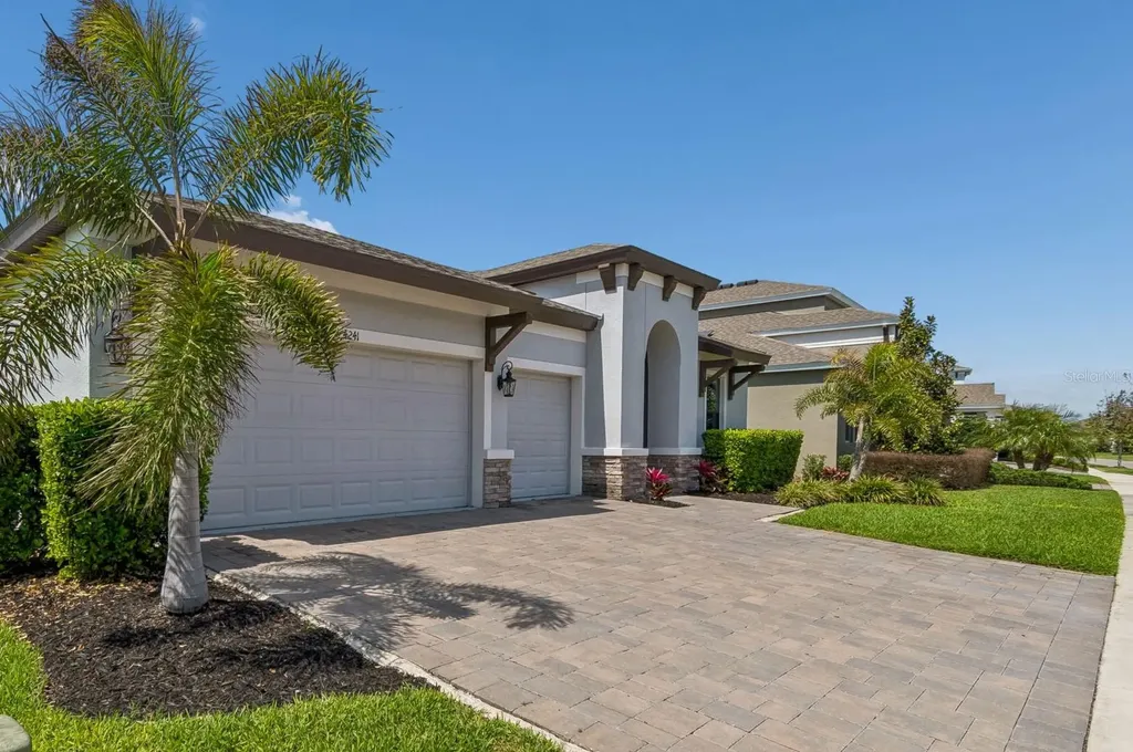 4241 Amped Way Land O Lakes FL 34638