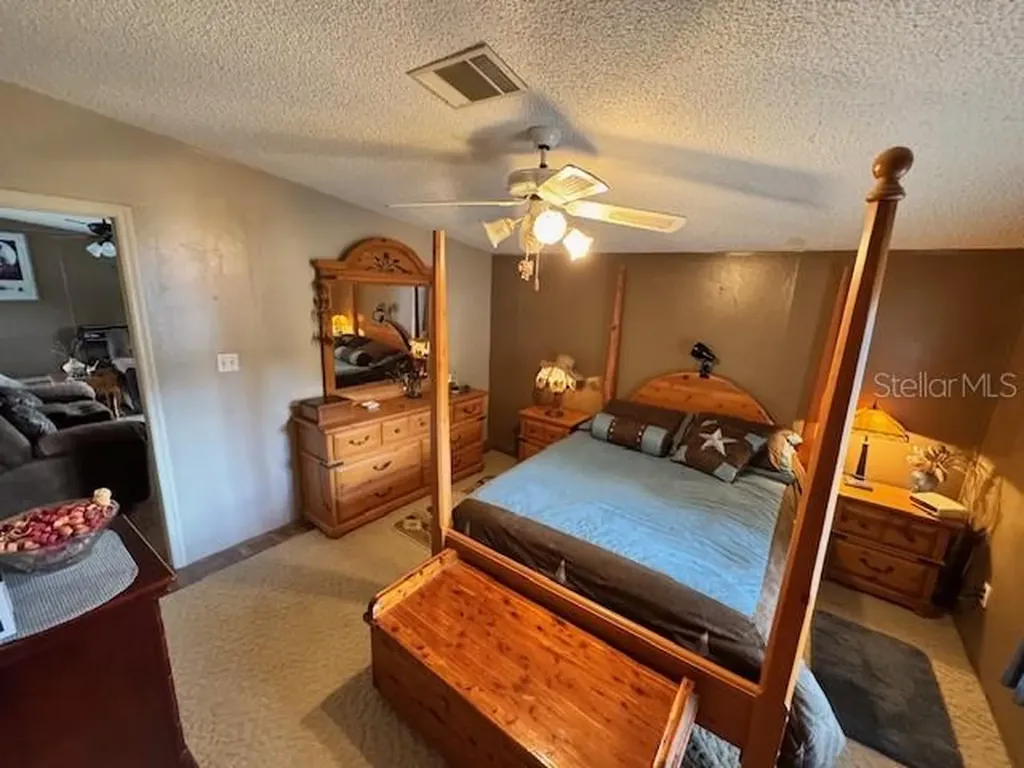 19231 NW Highway 335 Williston FL 32696