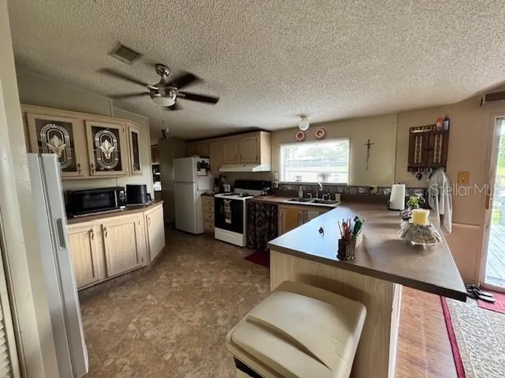 19231 NW Highway 335 Williston FL 32696