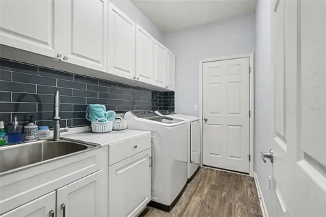 6749 Abbywood Lane Zephyrhills FL 33541