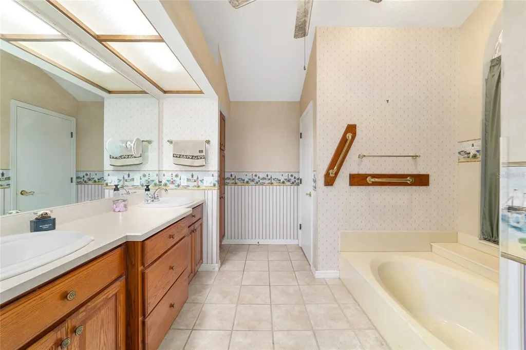 4807 SE 14th Street Ocala FL 34471