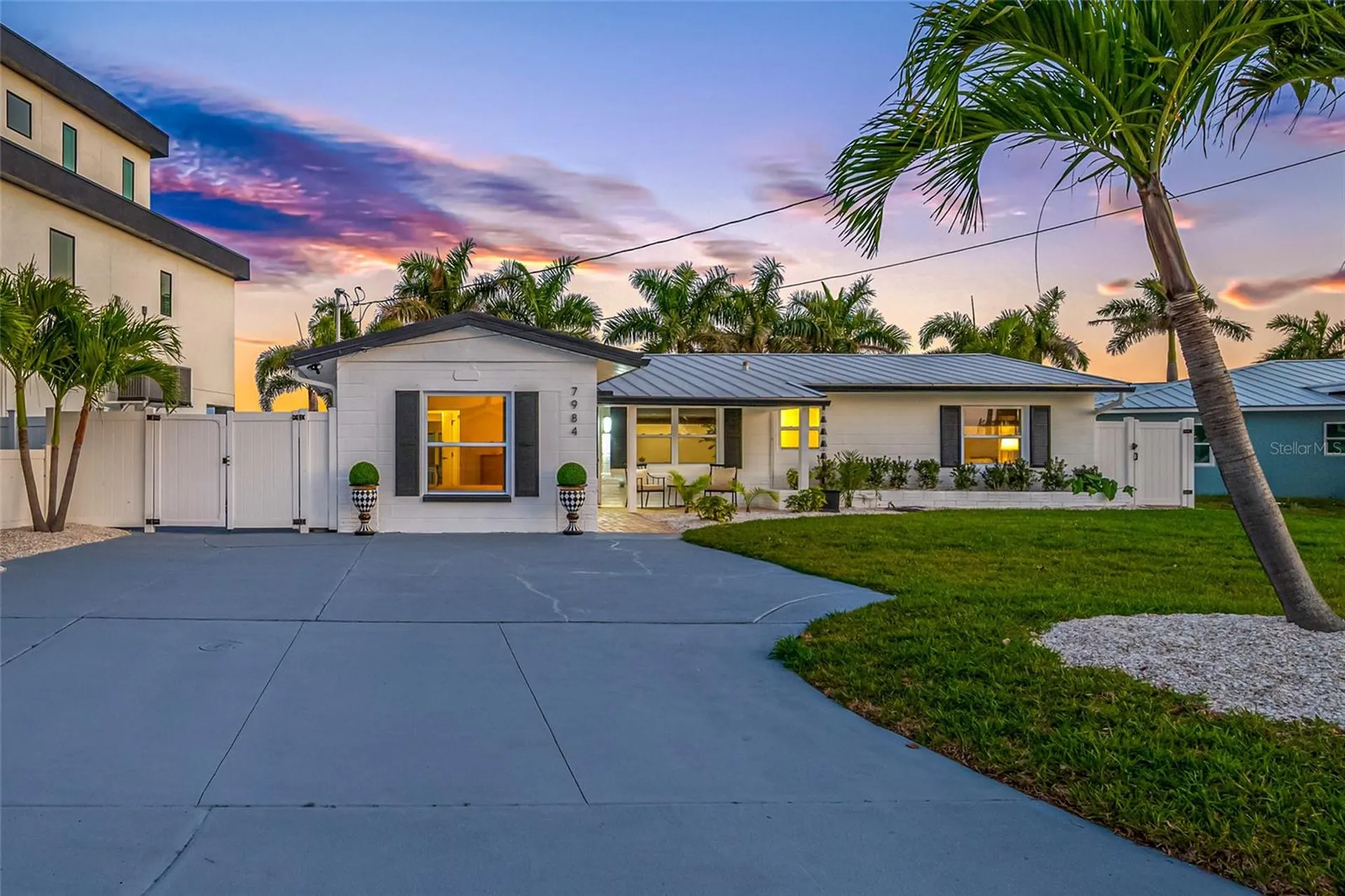 7984 1st Avenue S St Petersburg FL 33707