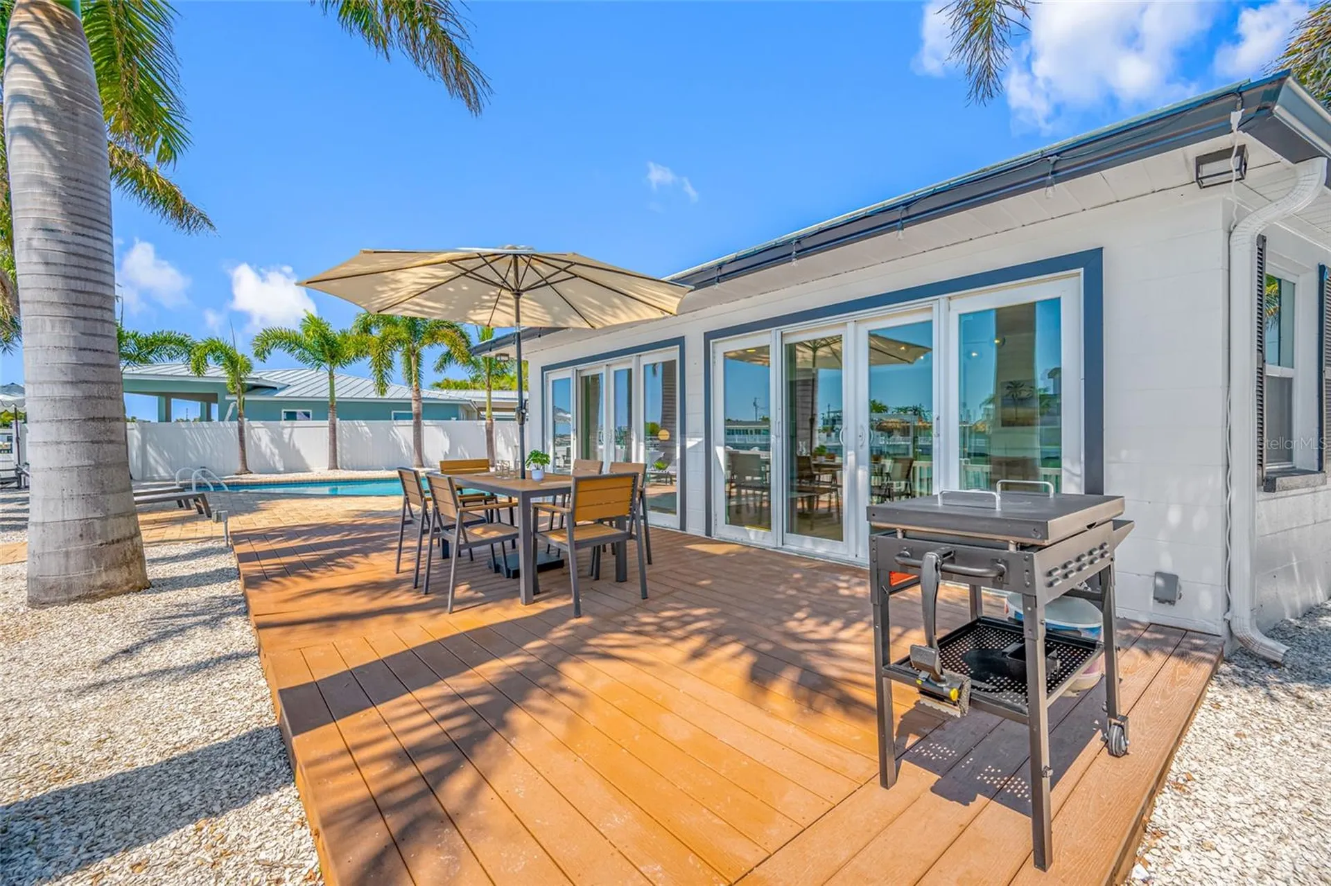 7984 1st Avenue S St Petersburg FL 33707