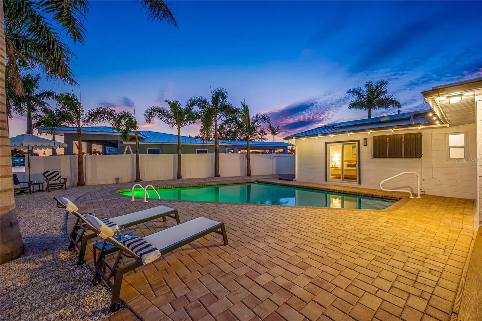 7984 1st Avenue S St Petersburg FL 33707