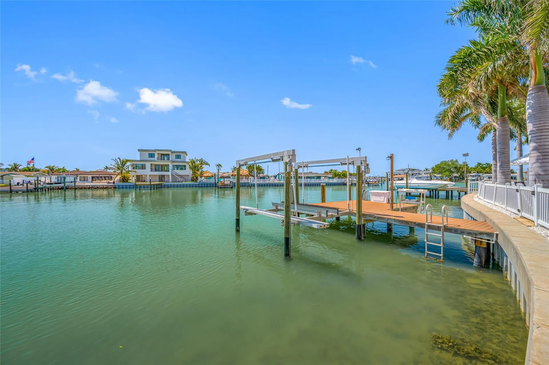 7984 1st Avenue S St Petersburg FL 33707