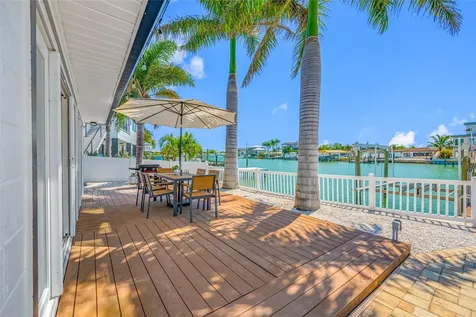 7984 1st Avenue S St Petersburg FL 33707