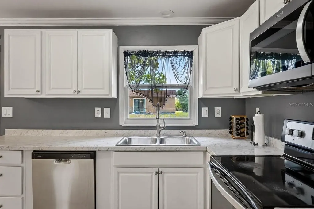 2791 Fulford Street Deltona FL 32738