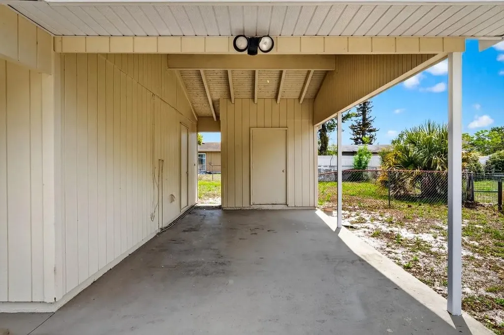 2791 Fulford Street Deltona FL 32738