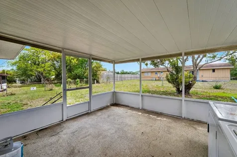 2791 Fulford Street Deltona FL 32738