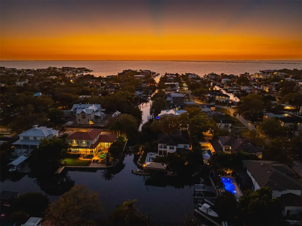 2107 S West Shore Boulevard Tampa FL 33629