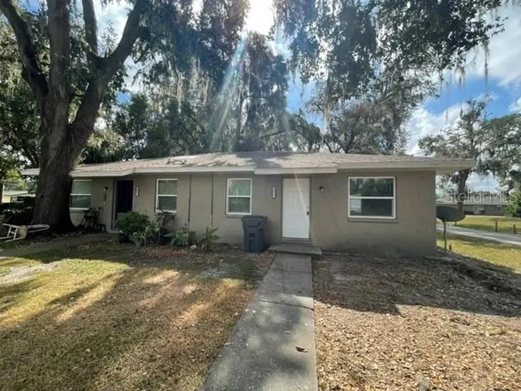 2415 Idlewild Street Lakeland FL 33801