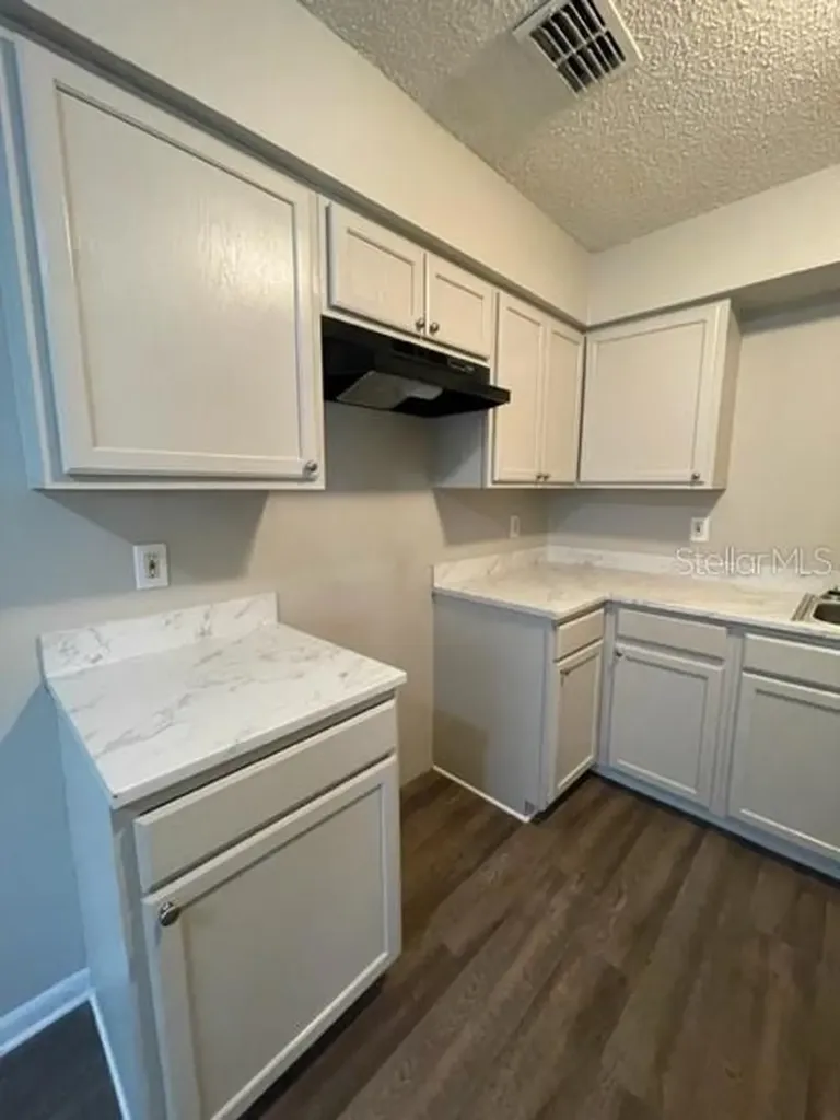 2415 Idlewild Street Lakeland FL 33801