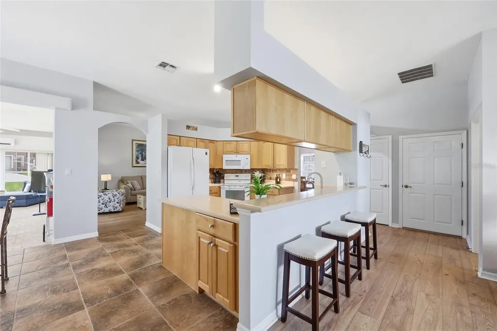 5036 Sawgrass Lake Circle Leesburg FL 34748