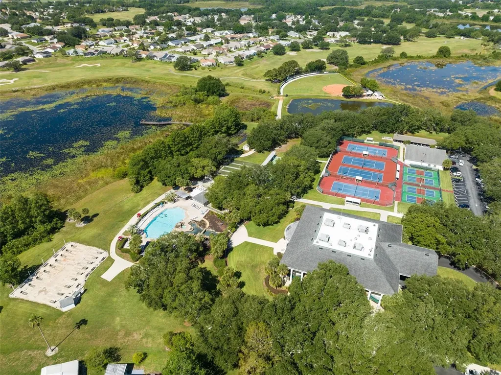 5036 Sawgrass Lake Circle Leesburg FL 34748