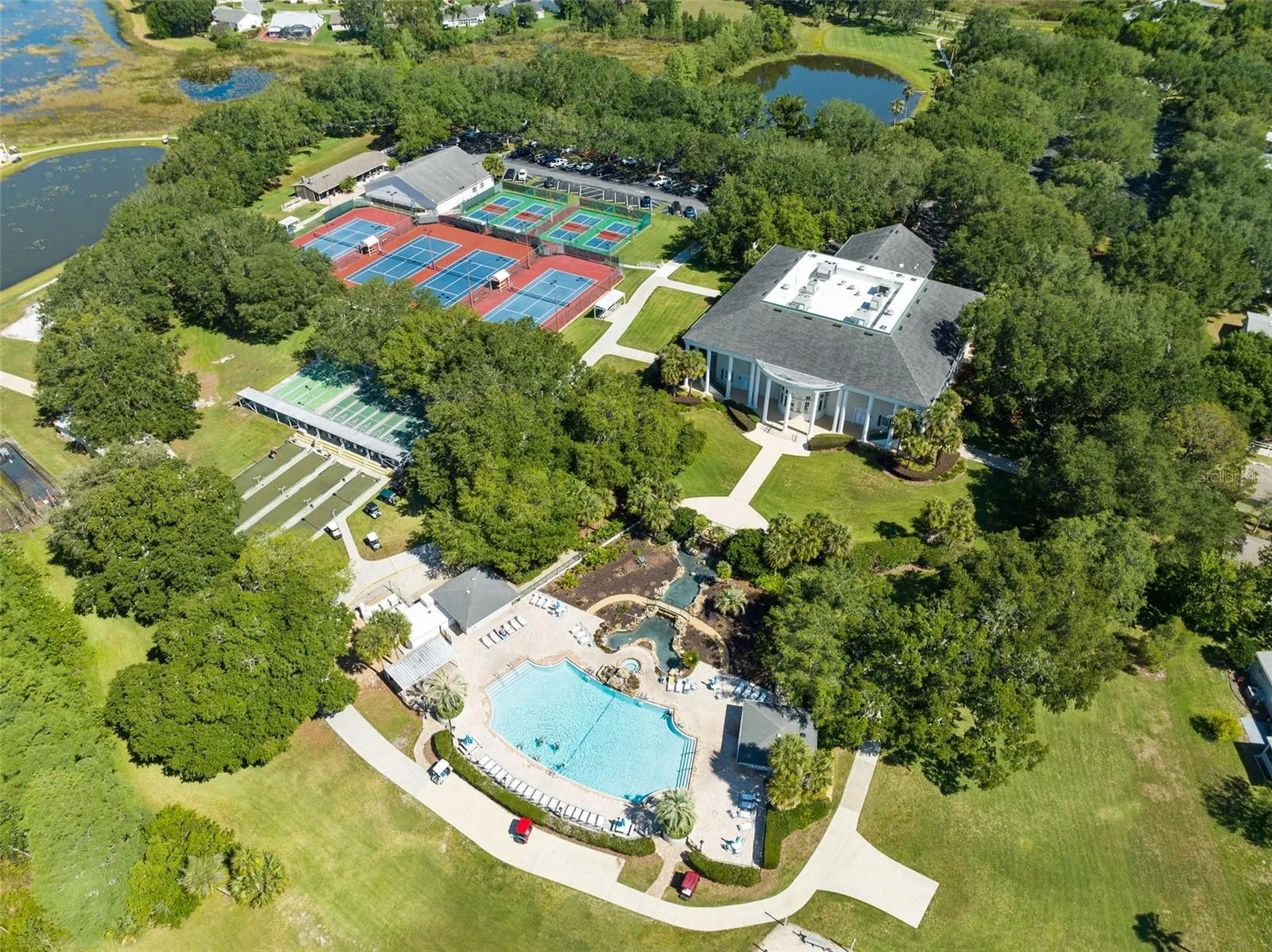 5036 Sawgrass Lake Circle Leesburg FL 34748
