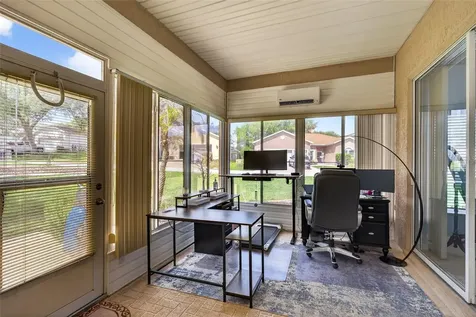 5036 Sawgrass Lake Circle Leesburg FL 34748