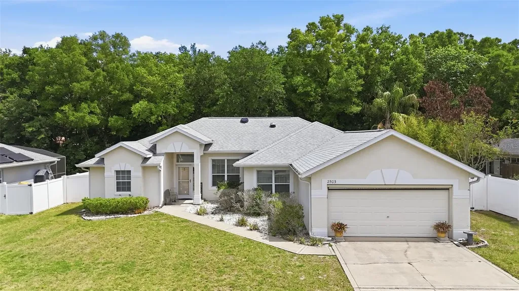 2503 Gables Drive Eustis FL 32726