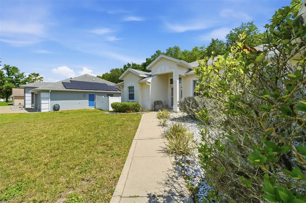 2503 Gables Drive Eustis FL 32726