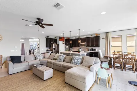 1213 Fountain Coin Loop Orlando FL 32828