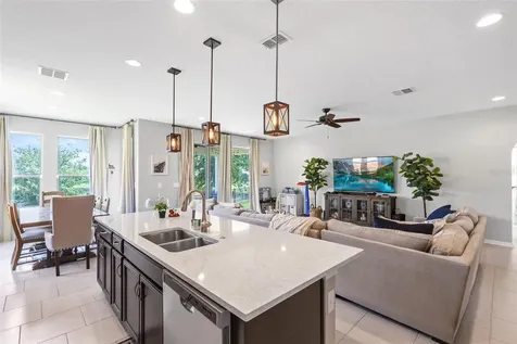 1213 Fountain Coin Loop Orlando FL 32828
