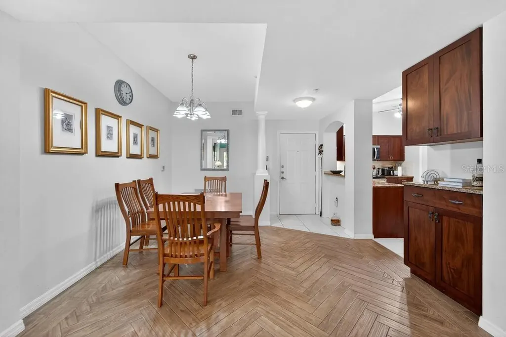 200 4th Avenue S St Petersburg FL 33701