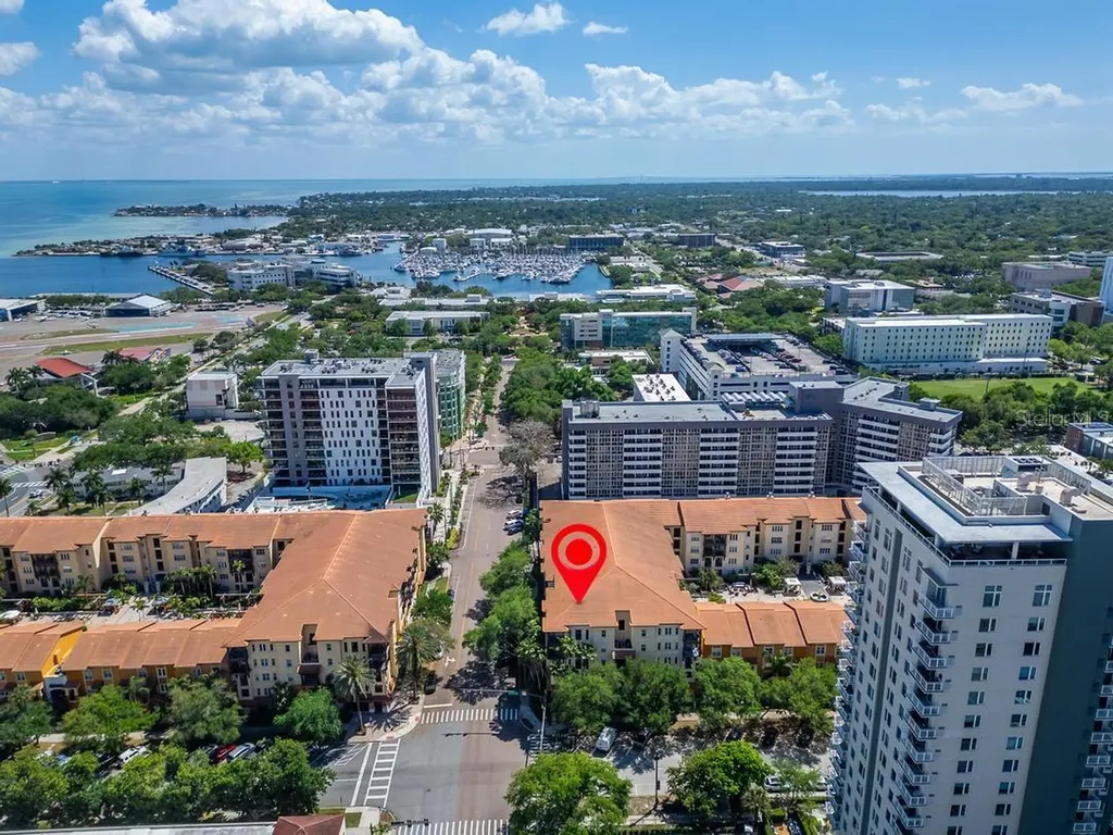 200 4th Avenue S St Petersburg FL 33701