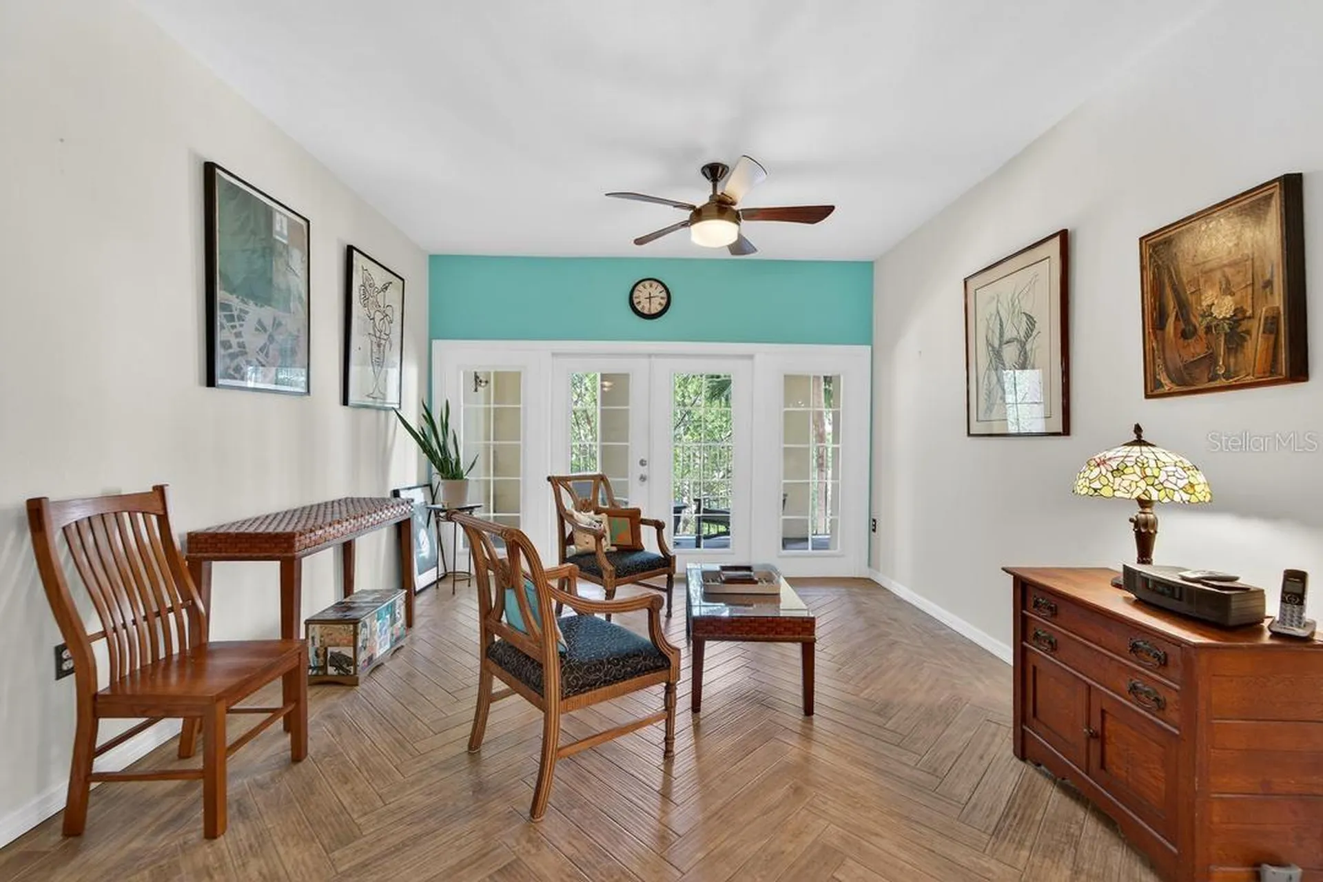 200 4th Avenue S St Petersburg FL 33701