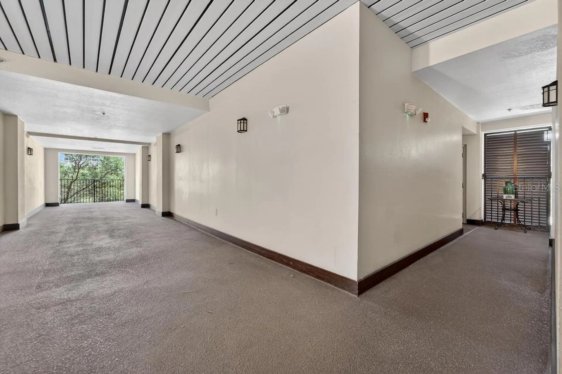 200 4th Avenue S St Petersburg FL 33701