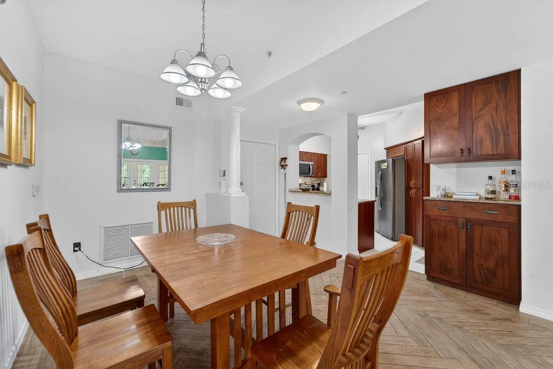 200 4th Avenue S St Petersburg FL 33701