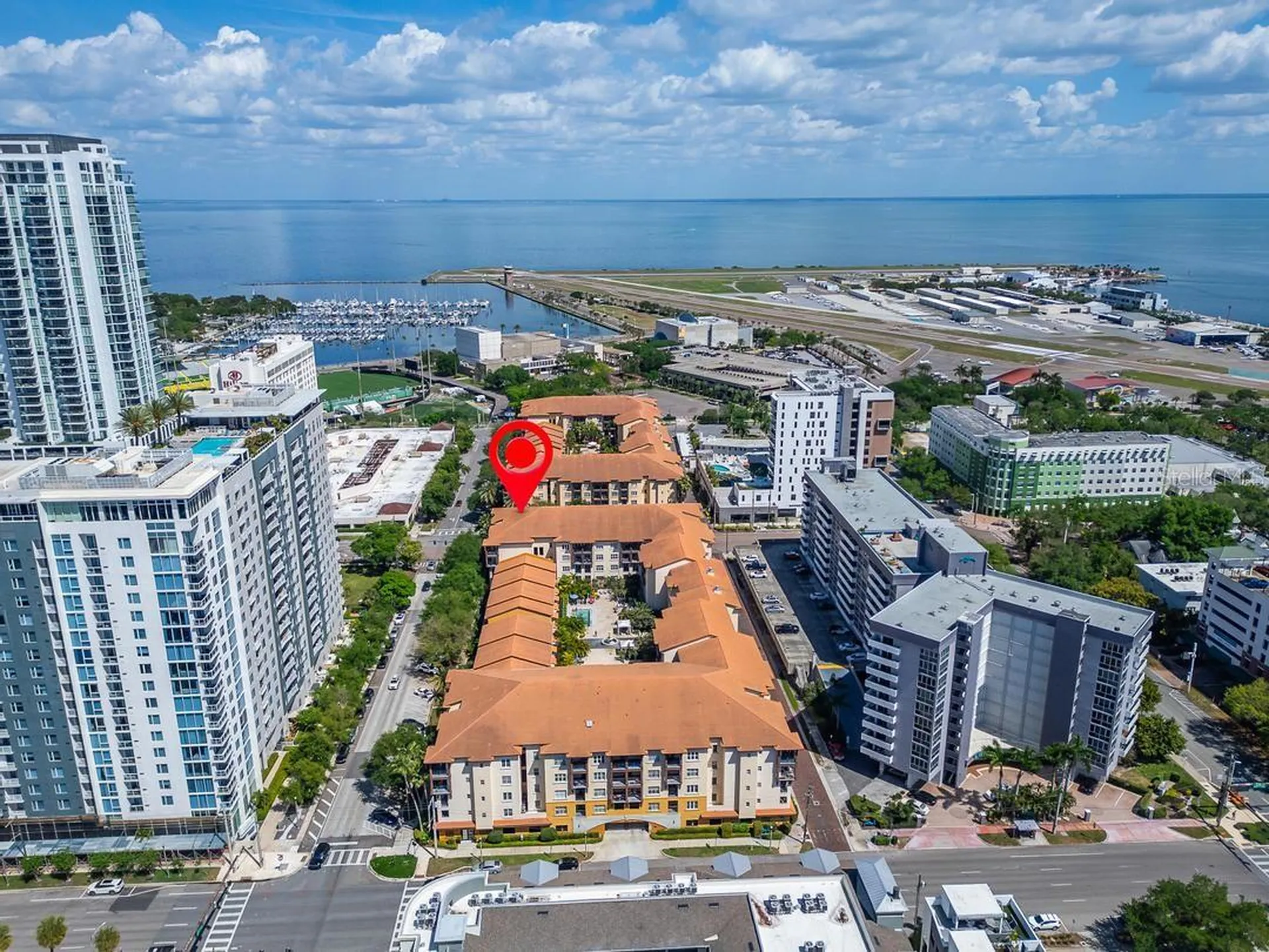 200 4th Avenue S St Petersburg FL 33701