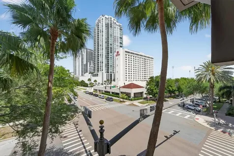 200 4th Avenue S St Petersburg FL 33701