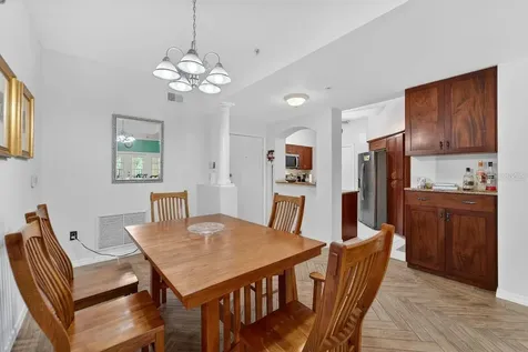 200 4th Avenue S St Petersburg FL 33701