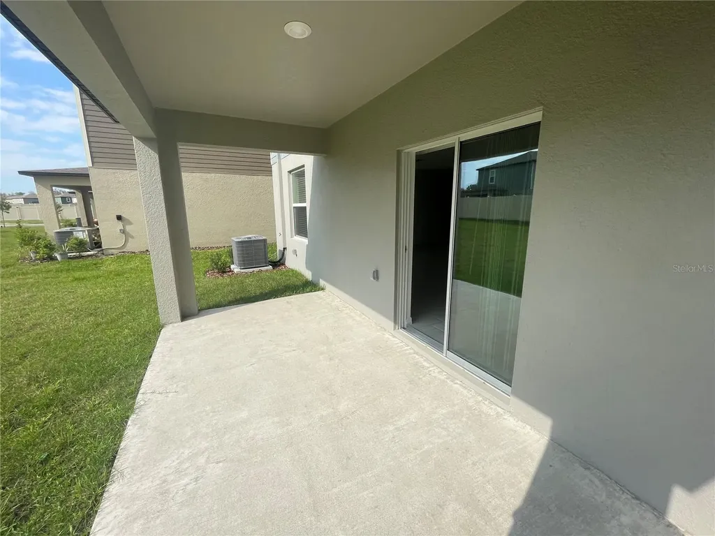 9645 Carabiner Way Land O Lakes FL 34637