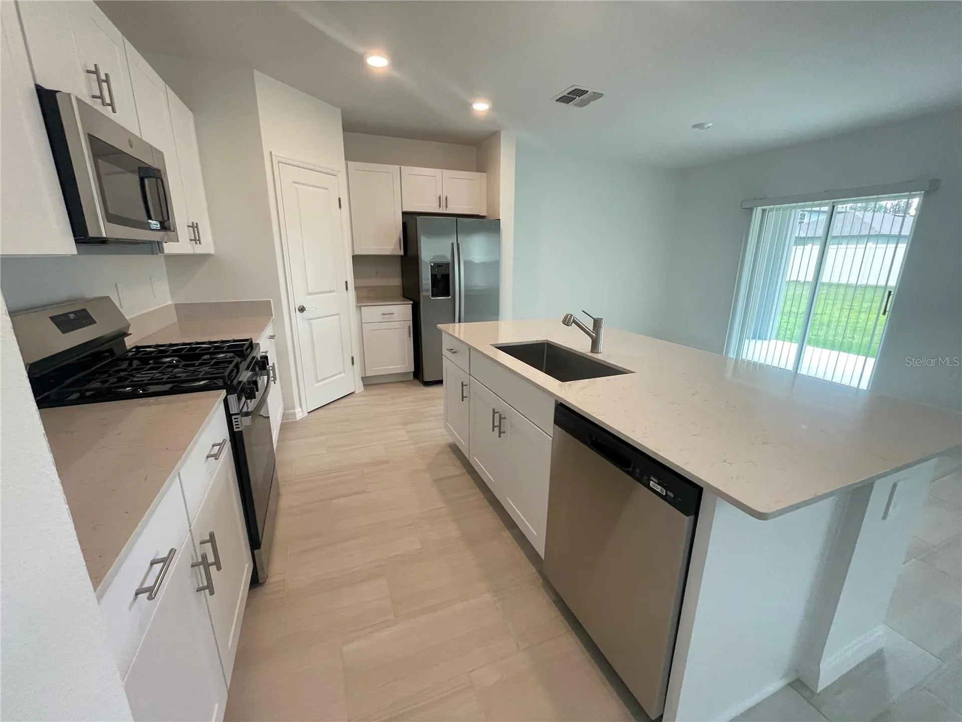 9645 Carabiner Way Land O Lakes FL 34637