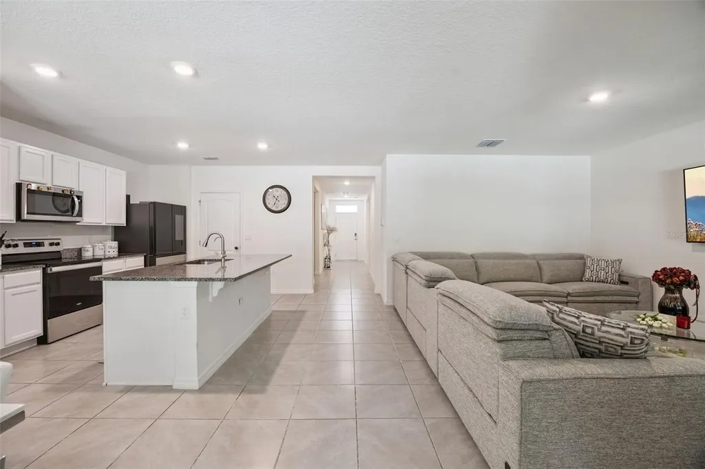 1048 Brooklet Drive Davenport FL 33837