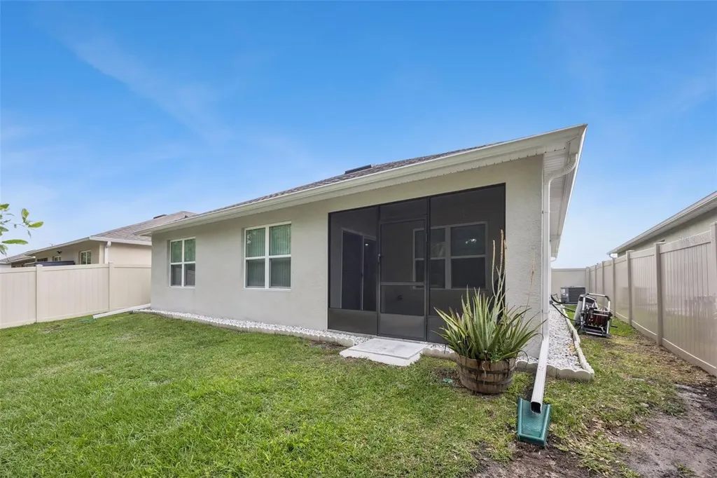 1048 Brooklet Drive Davenport FL 33837