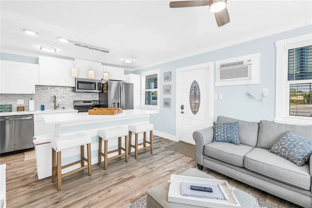 6892 Gulf Winds Drive St Pete Beach FL 33706