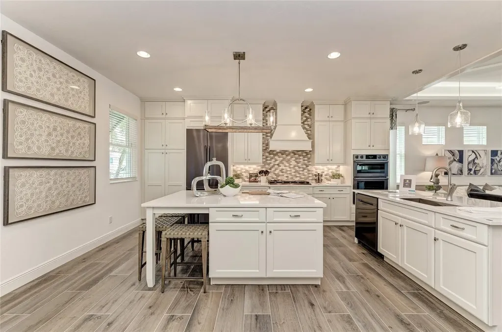 260 Van Gogh Cove Bradenton FL 34212