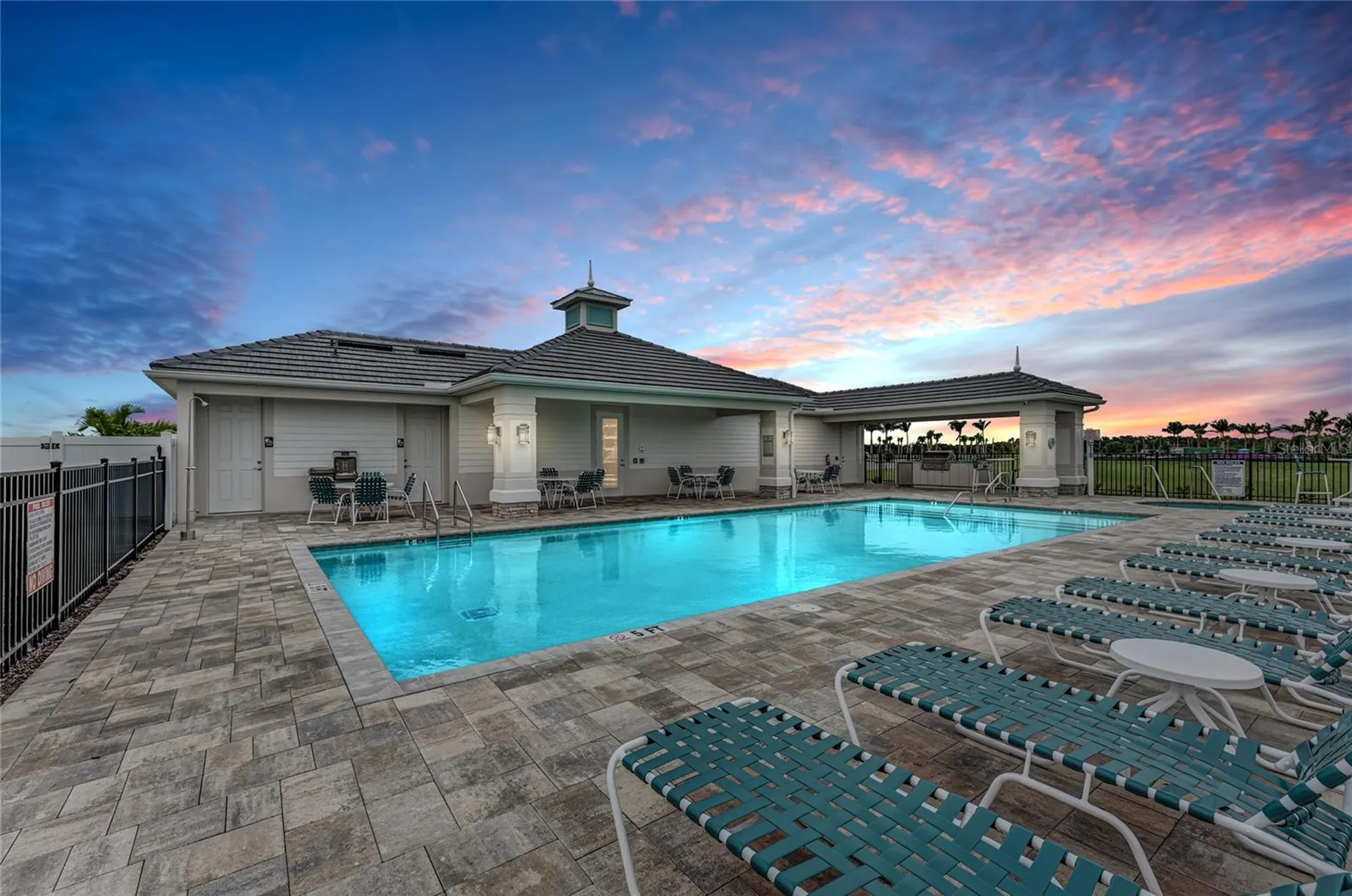 260 Van Gogh Cove Bradenton FL 34212
