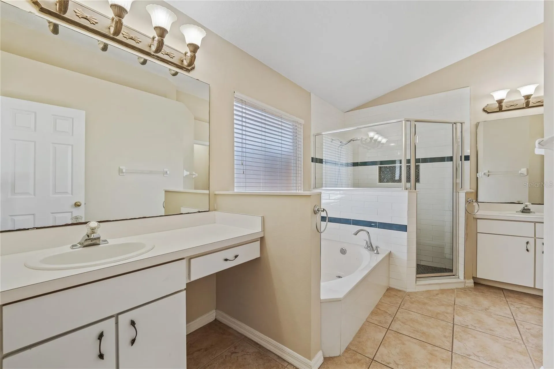 168 Easton Circle Oviedo FL 32765