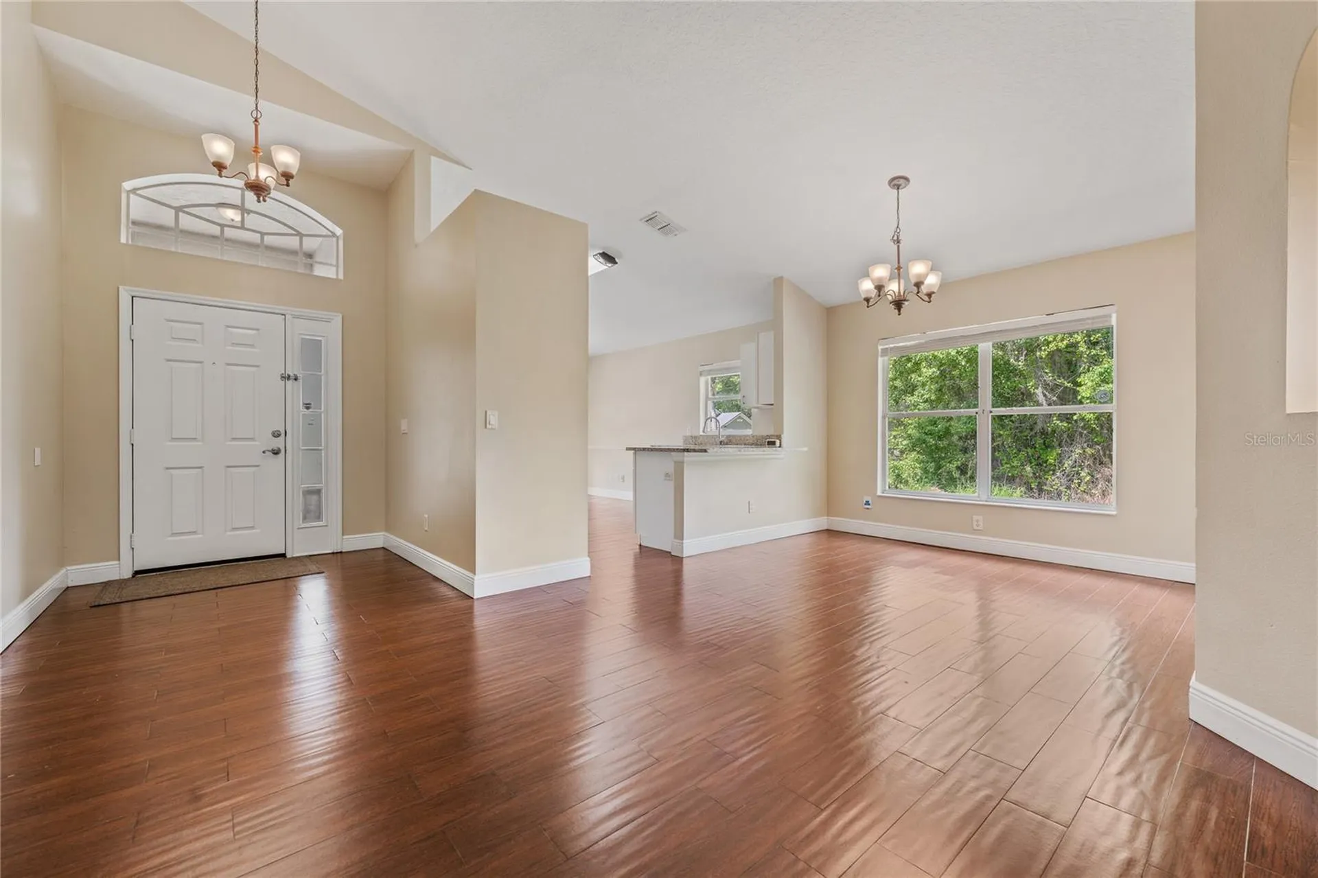 168 Easton Circle Oviedo FL 32765