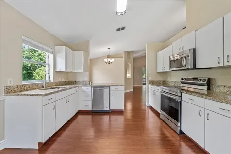 168 Easton Circle Oviedo FL 32765