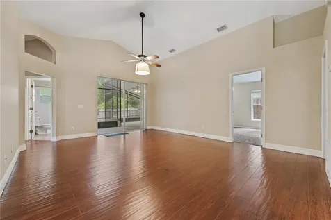 168 Easton Circle Oviedo FL 32765