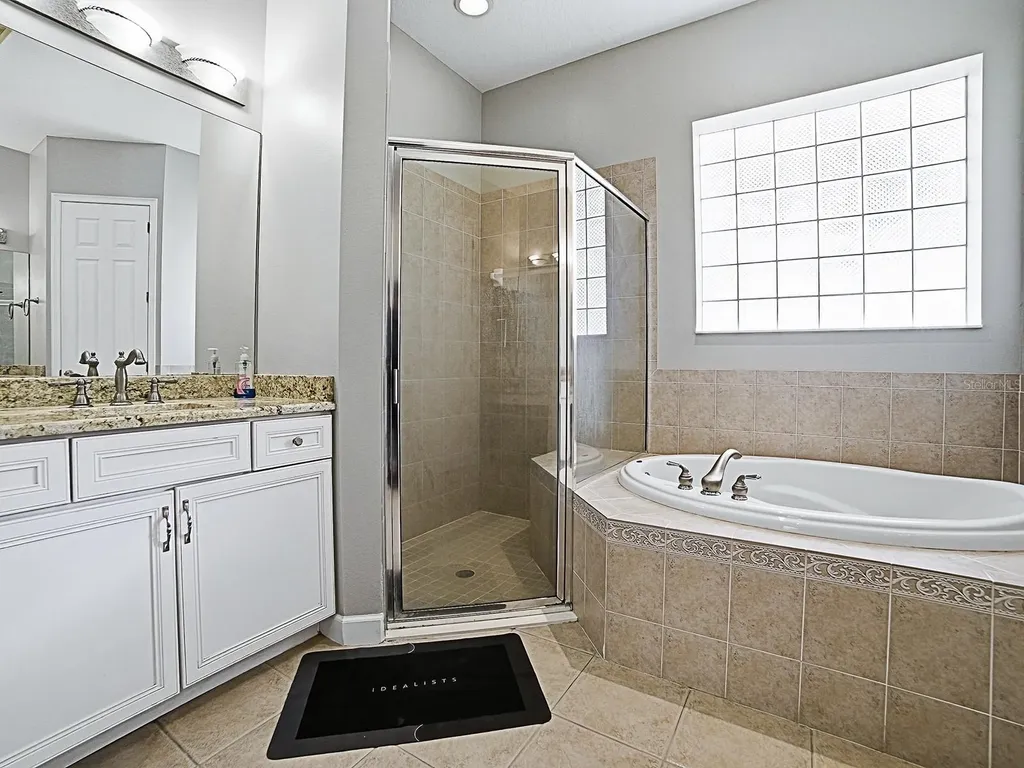9926 Santa Barbara Court Howey In The Hills FL 34737