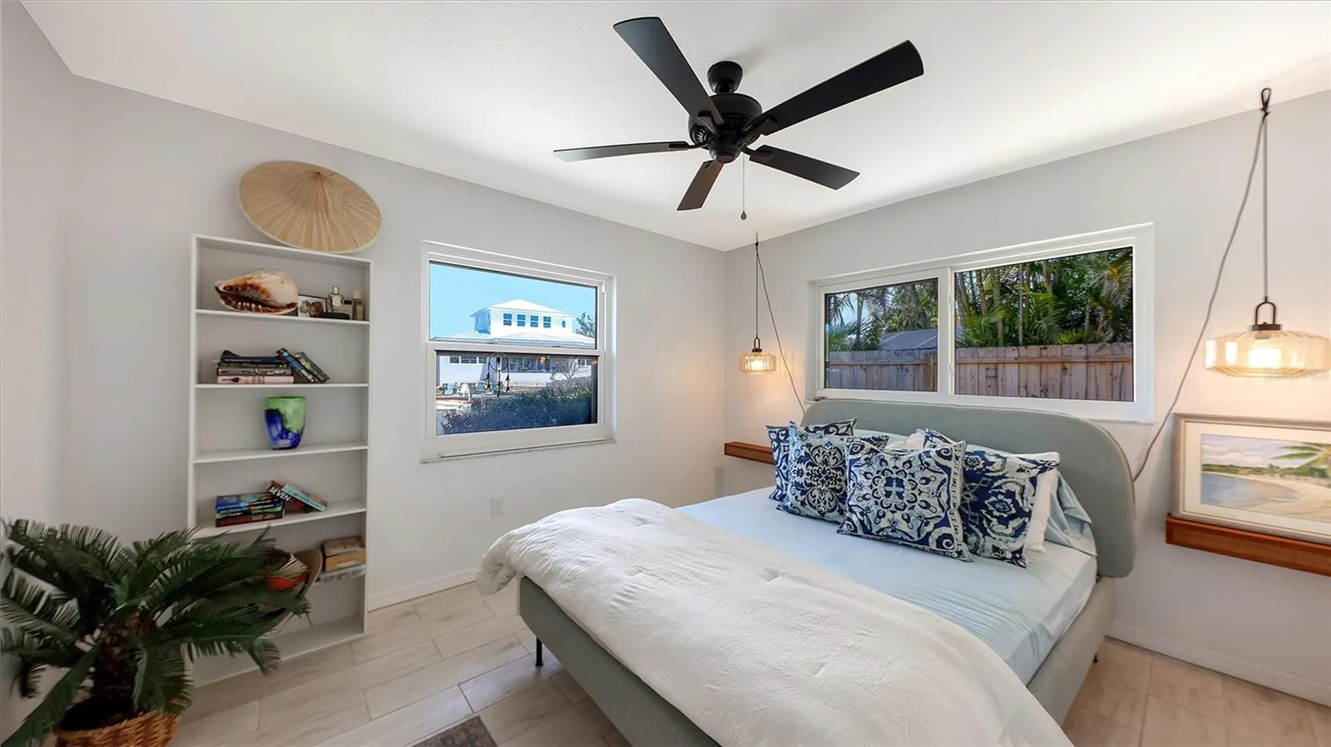589 Commonwealth Lane Sarasota FL 34242