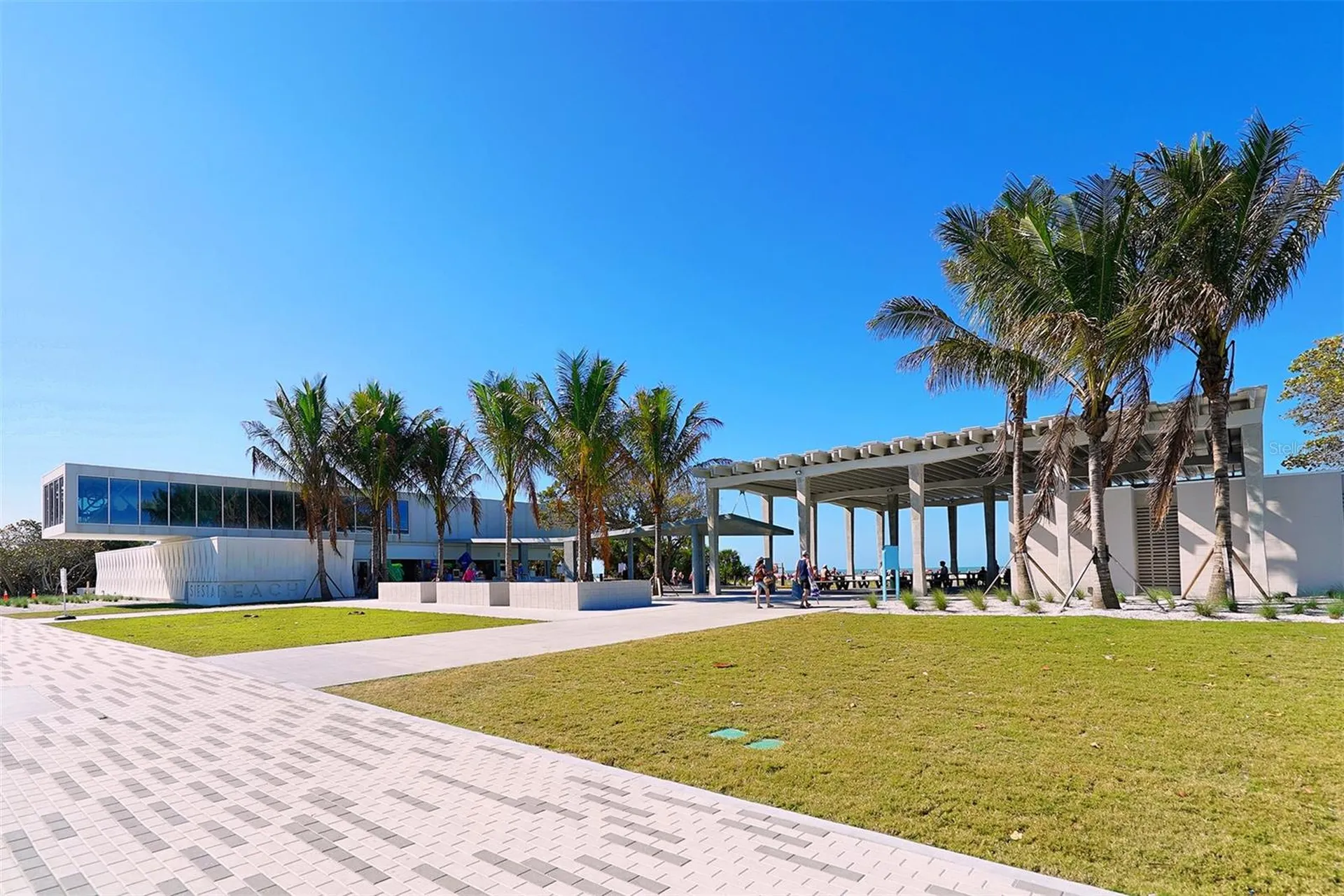 589 Commonwealth Lane Sarasota FL 34242