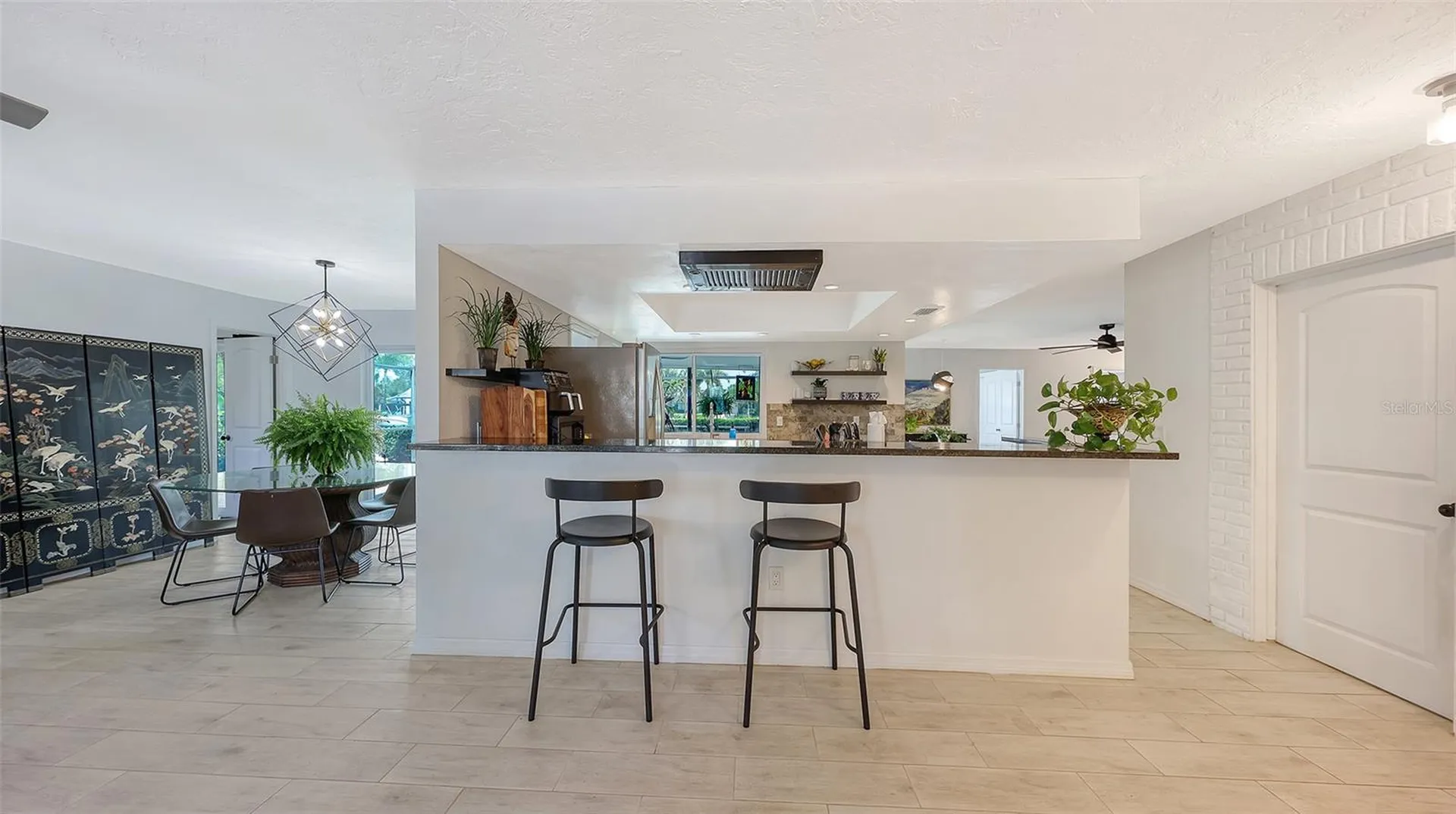 589 Commonwealth Lane Sarasota FL 34242