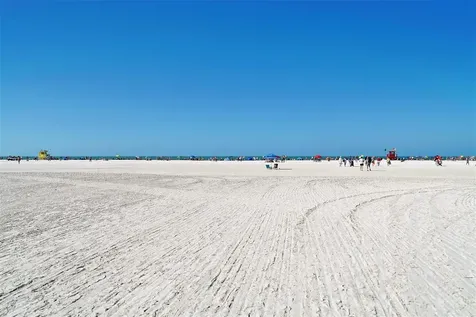 589 Commonwealth Lane Sarasota FL 34242